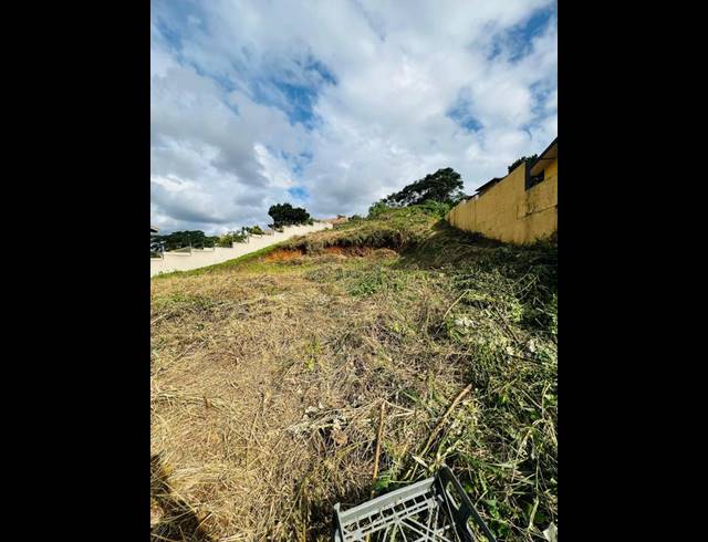 LAND FOR SALE IN CATO MANOR
